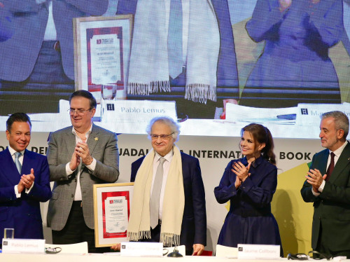 “La literatura es más indispensable que nunca”: Amin Maalouf