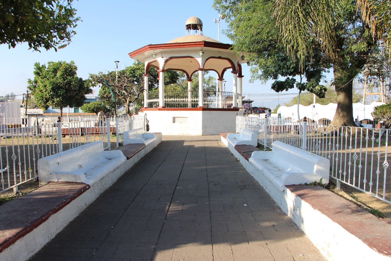 Anuncia El Salto remodelación de plaza cívica de San José del Castillo y obras complementarias