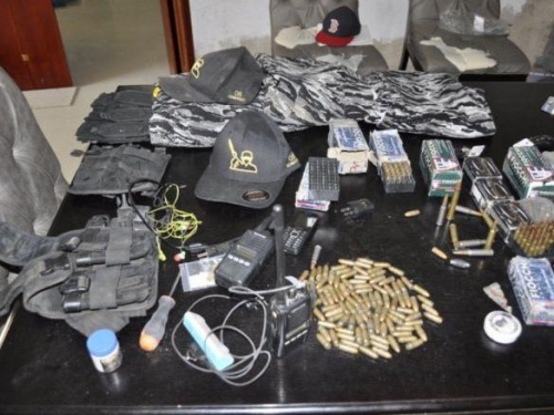 Aseguran fincas con granadas, droga y autos en Zapotlanejo