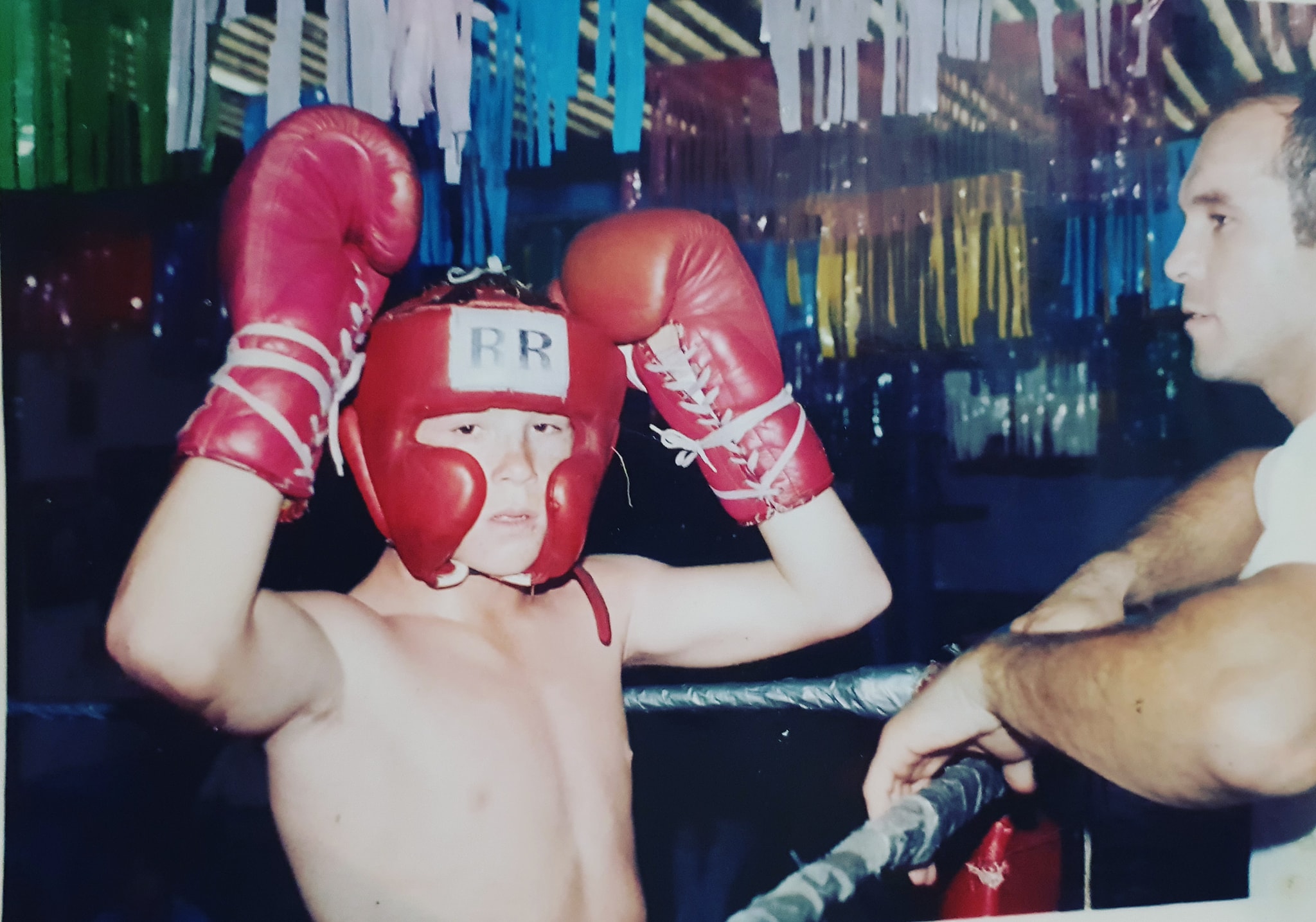 Cumple "Canelo" 15 años como boxeador profesional