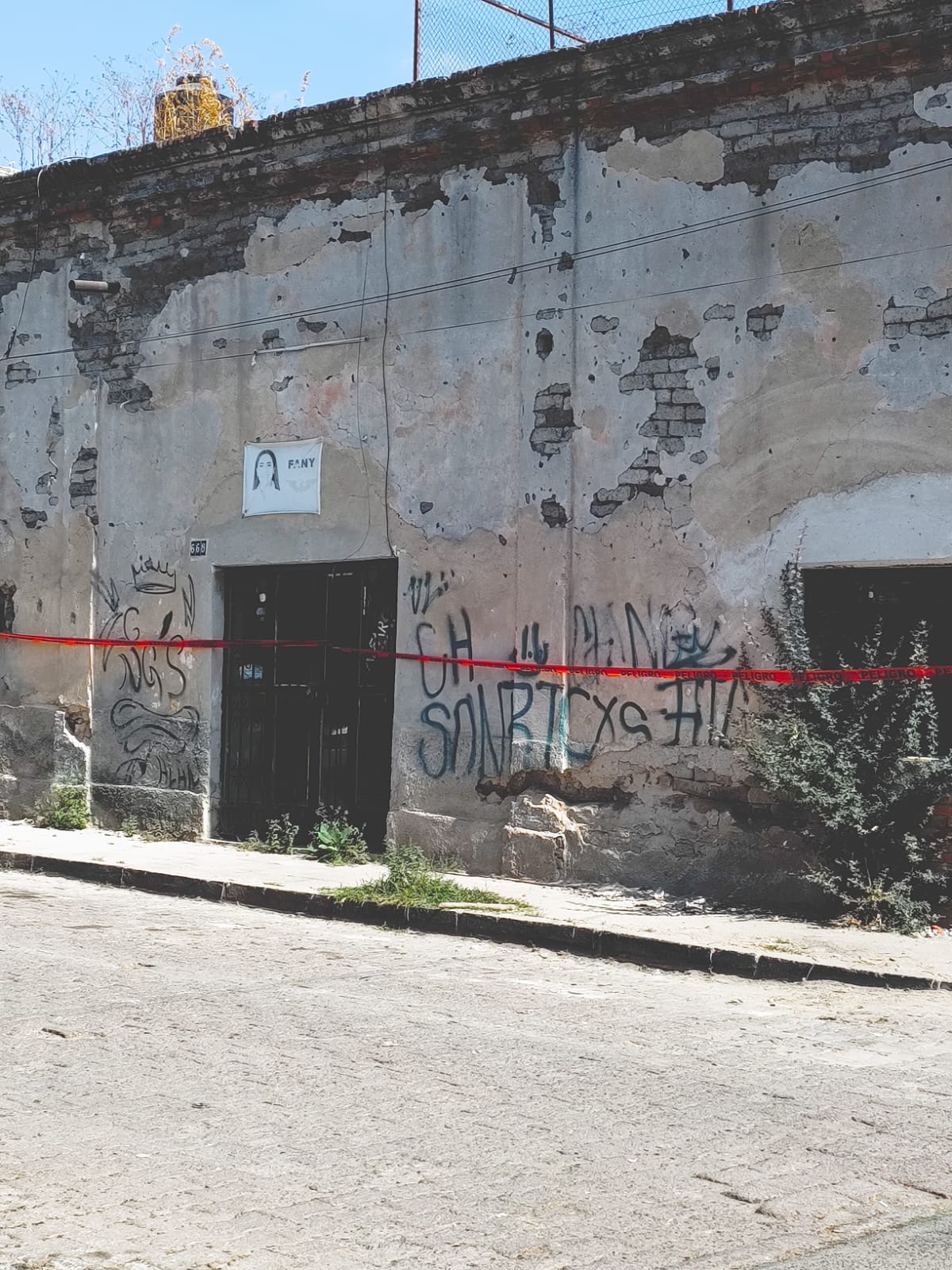 Derrumbe en Las Cuadras: un llamado a revisar casas antiguas