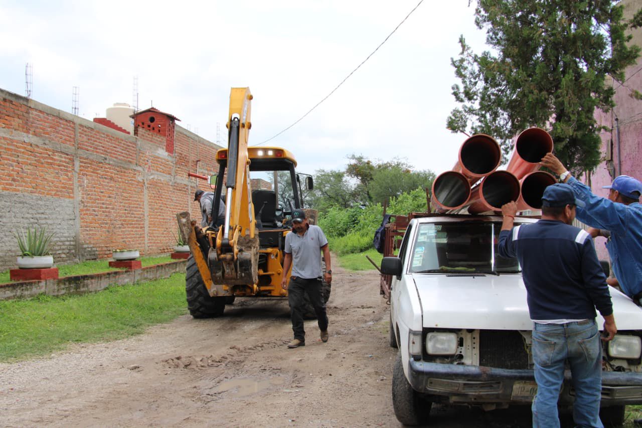El Salto: trabajan en nueva red sanitaria en La Alcantarilla