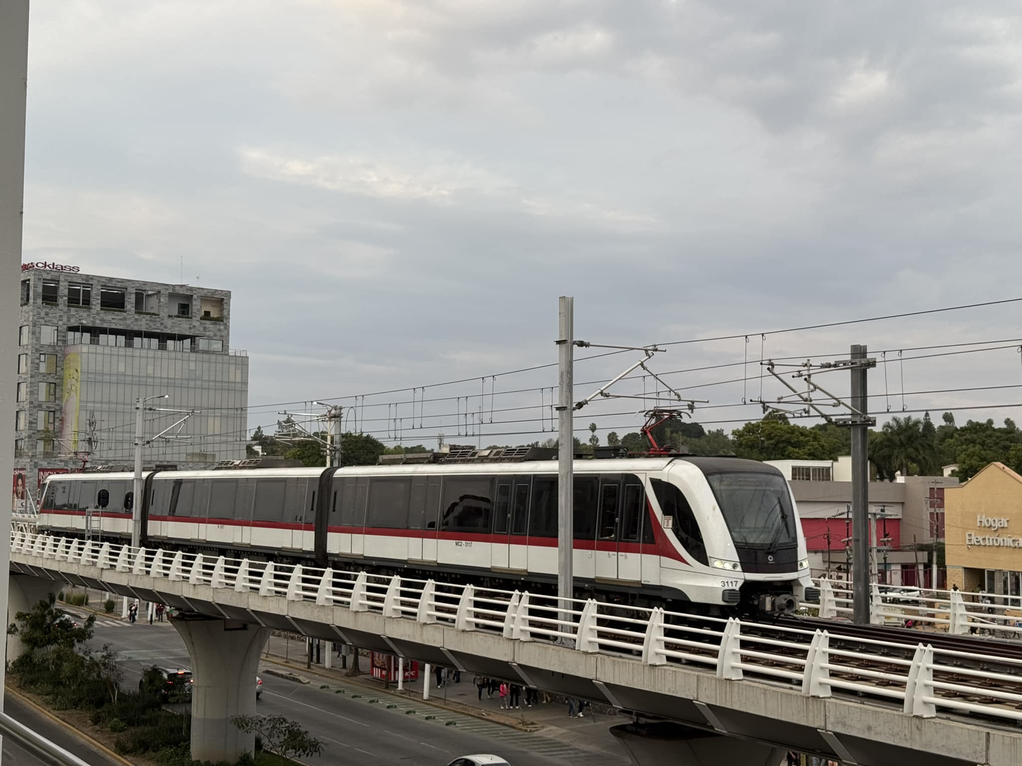 Exigen que sea Tren Ligero el proyecto de movilidad por Carretera a Chapala