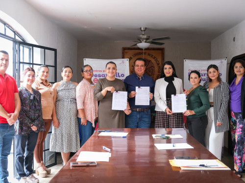 Firma Juanacatlán convenio para ejecución de Centro para el Desarrollo de las Mujeres