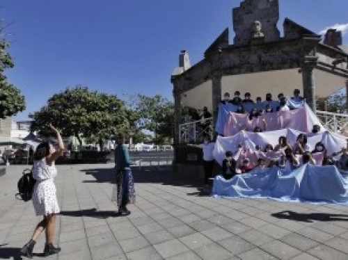Emite El Salto primer acta de género No Binario de Jalisco