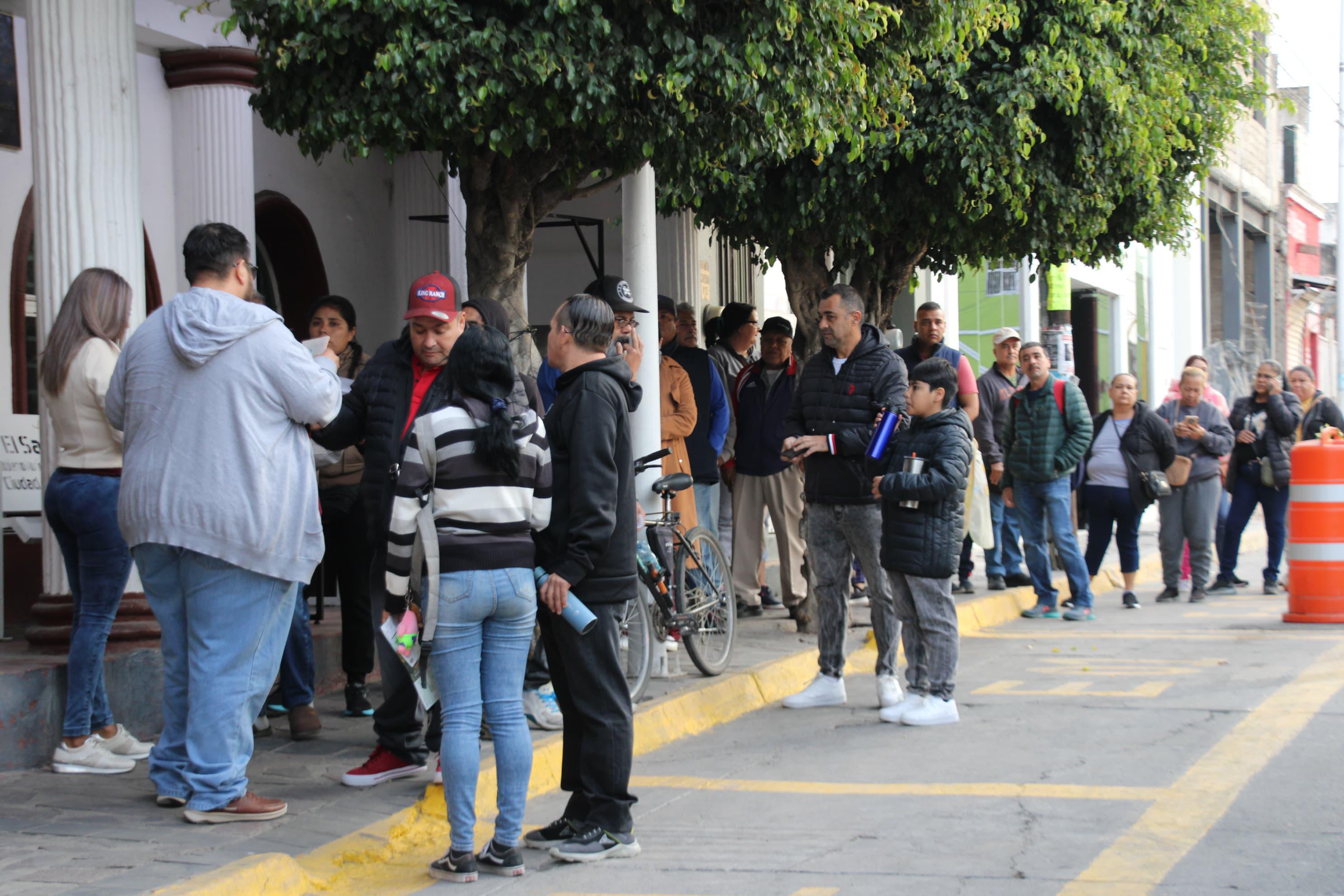 Implementa El Salto nuevos mecanismos para agilizar los cobros de trámites en ventanilla