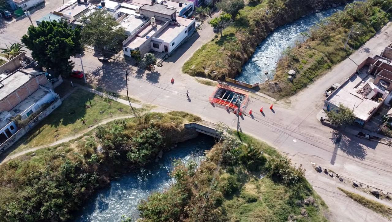 Inicia reconstrucción del puente de Jardines del Castillo