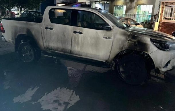 En El Salto: incendian vehículo de presidenta de Morena en Jalisco