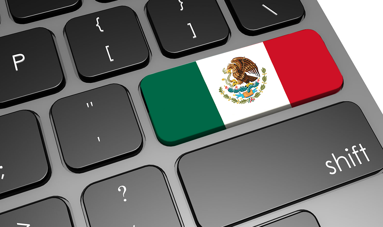 Mexicanos pasan 8 horas conectados a Internet