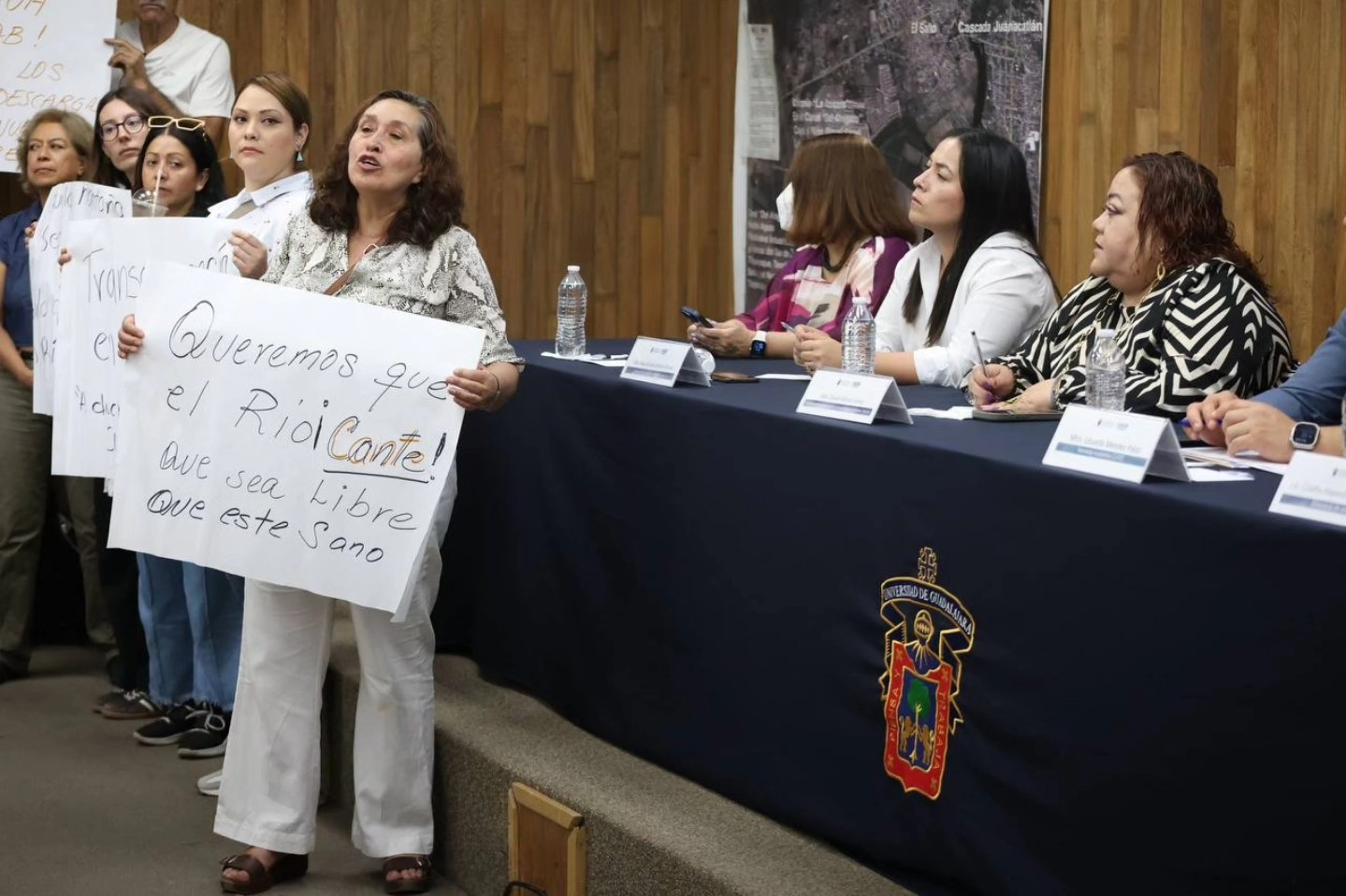 Piden revelar descargas industriales a cuenca Lerma-Santiago