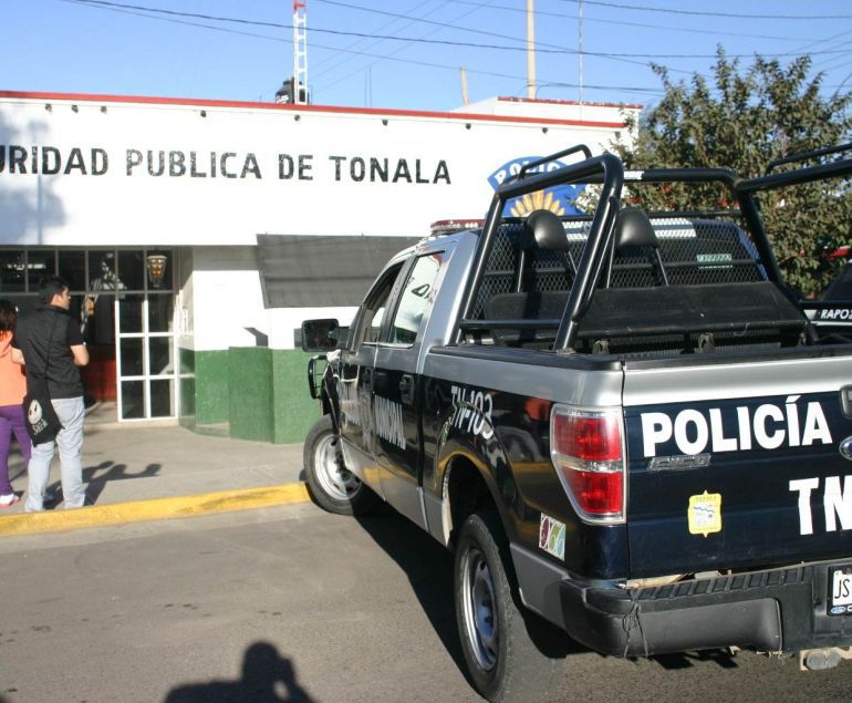Por presunto robo, detienen a policía de El Salto en Tonalá