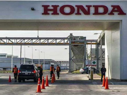 Profepa multa con 13 mdp a Honda de México