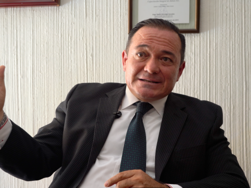 Levanta la mano: Raúl Orozco Montes