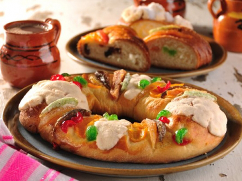 Rosca de Reyes una tradición en familias mexicanas 