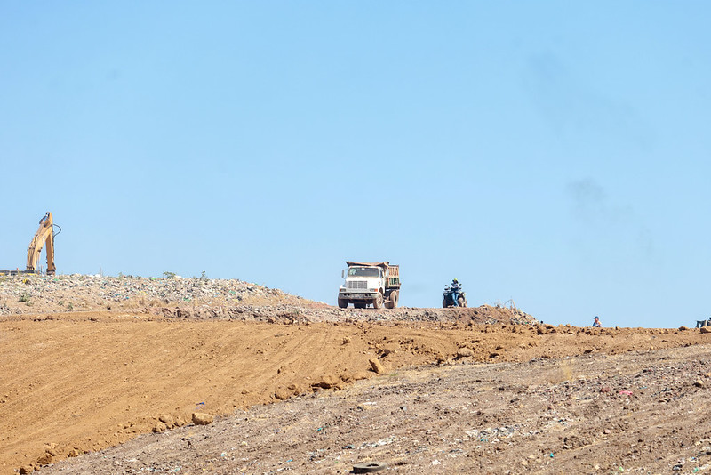 El Monovolumen: El desafío técnico para sepultar décadas de basura en Laureles